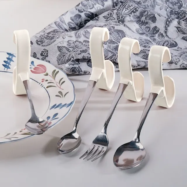 Vertical Palm Self-Handle Teaspoon